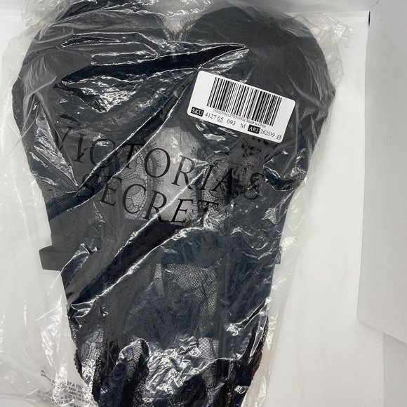 NWT Victoria's Secret Black Very Sexy Bombshell Add 2 Cups Lace Teddy - Picture 6 of 7